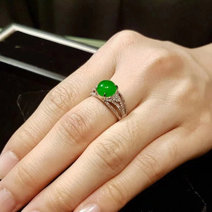 Anillo de jadeíta verde natural con cabujón - ZROLMA