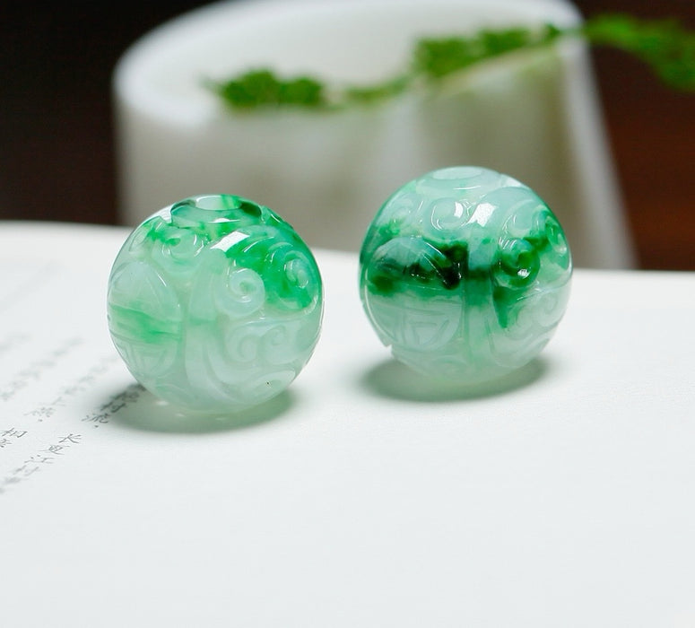 The floating green “Prosperity Rolling In” jadeite sphere-ZROLMA(DZ2024924001)