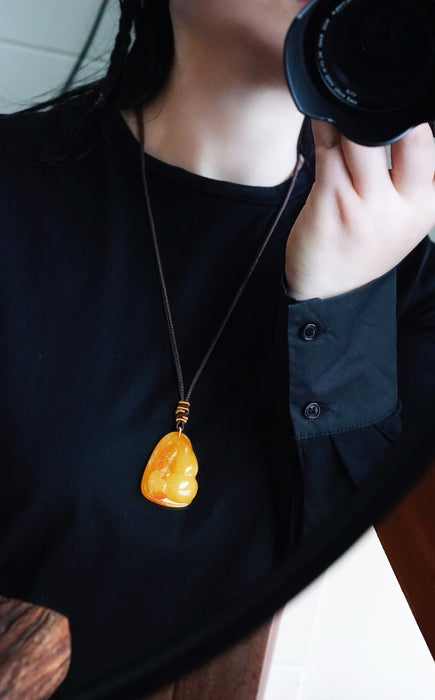 Natural chicken fat yellow amber gourd pendant-ZROLMA(DZ2024923001)