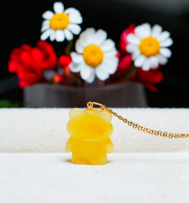 Chicken oil yellow beeswax bear pendant.-ZROLMA(DZ2024923001)