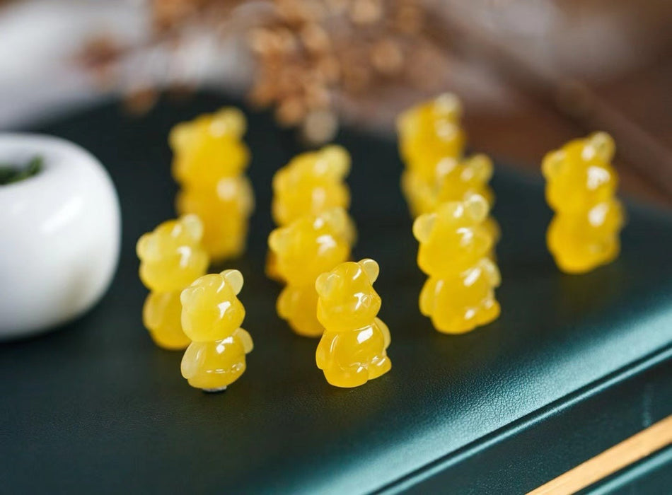 Chicken oil yellow beeswax bear pendant.-ZROLMA(DZ2024923001)